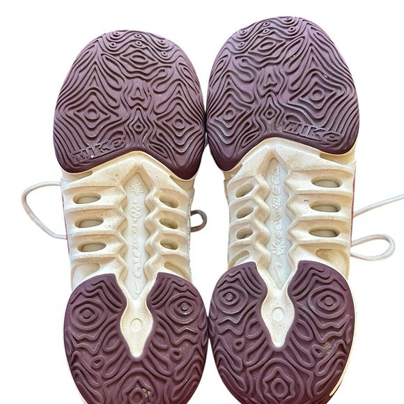 Nike Men's Cosmic Unity 2 Athletic Shoes in Red and Coconut milk - Picture 7 of 8